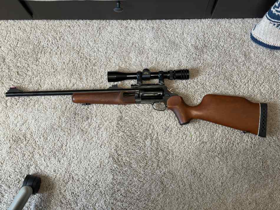 Taurus / Rossi Circuit Judge w/ Redfield 2-7x
