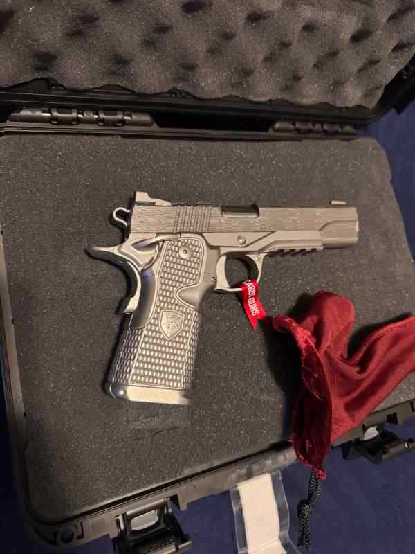 Cabot Guns Serenity Max